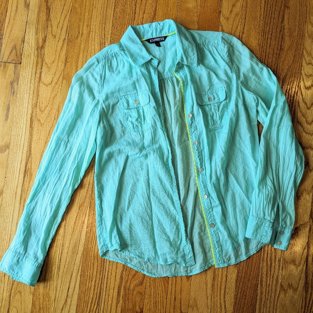Express button down - Picture 2 of 2